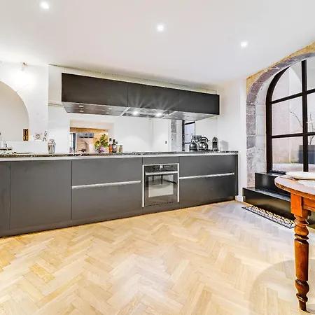 Apartamento Les Voutes De Bressey, Hyper Centre Avec Exterieur Prive