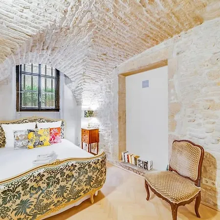 Apartamento Les Voutes De Bressey, Hyper Centre Avec Exterieur Prive Dijon