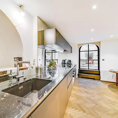 Apartamento Les Voutes De Bressey, Hyper Centre Avec Exterieur Prive *