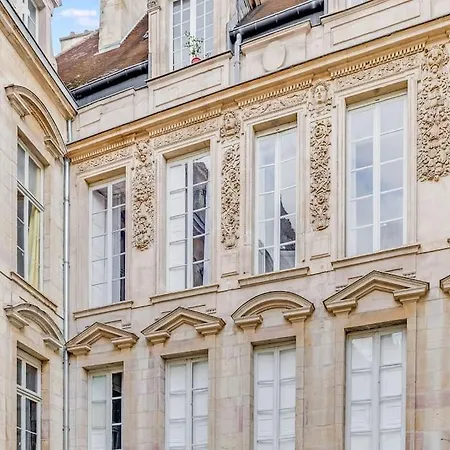 Les Voutes De Bressey, Hyper Centre Avec Exterieur Prive Dijon
